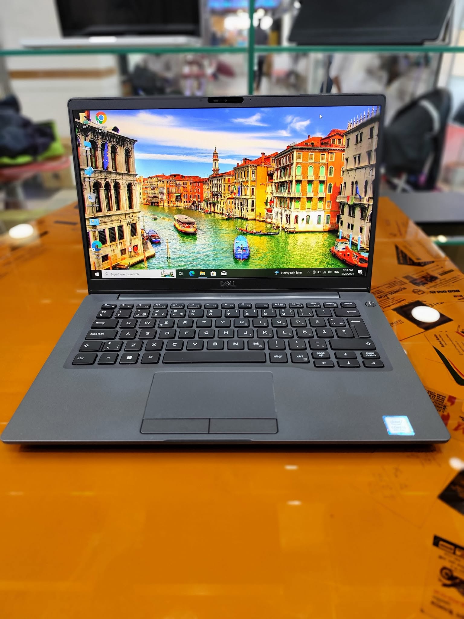 Dell Latitude 7400, 8th Gen Core i5 Processor, 8GB DDR4 RAM, 256GB SSD Storage, 14 Inch FHD Display